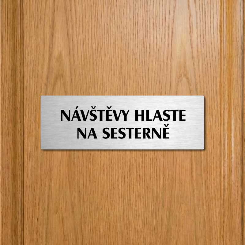 Návštěvy hlaste, 200x66mm, zlatá popiska s rámečkem